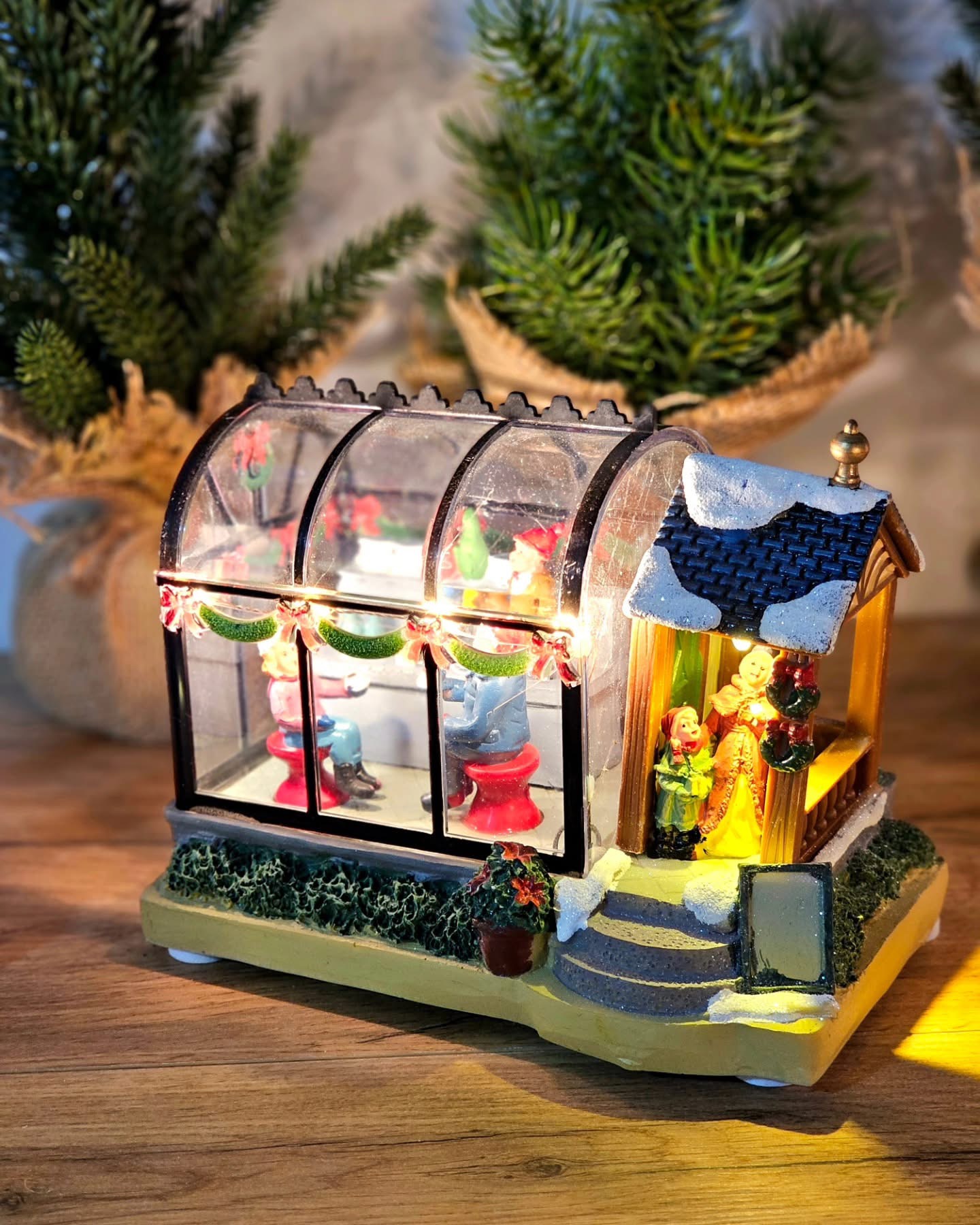 Kalėdų miestselio akcentas - Arbatinė - Image 2