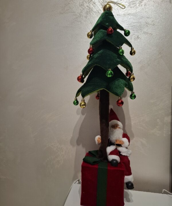 Kalėdinė dekoracija - Eglutė su seneliu